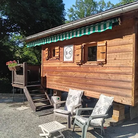 Notre Roulotte De Charme Camping Chevinay